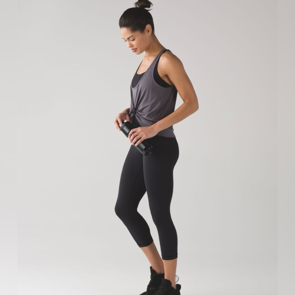 🍋 Lululemon “Get Low Scoop Tank” 🍋 EUC ⭐️LIKE NEW⭐️ {Sz: 6} 💜purplish gray🩶 - Picture 6 of 16